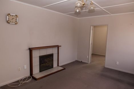 Photo of property in 5e Stephen Street, Johnsonville, Wellington, 6037