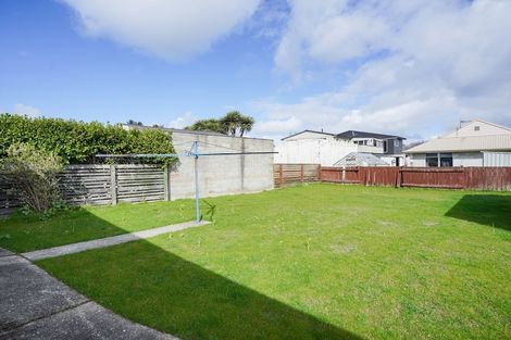 Photo of property in 32 Elm Crescent, Gladstone, Invercargill, 9810