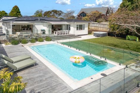 Photo of property in 129 Kings Avenue, Matua, Tauranga, 3110