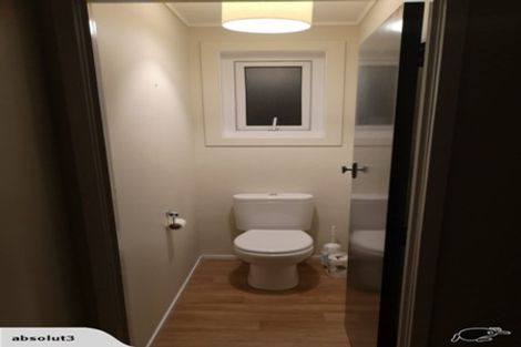 Photo of property in 2/15 Hanlon Crescent, Narrow Neck, Auckland, 0624