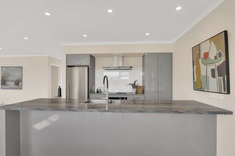 Photo of property in 3 Bravo Place, Whitianga, 3510