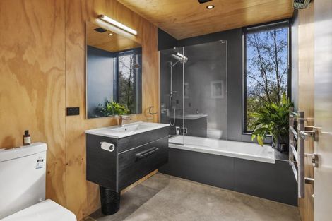 Photo of property in 4 Highfield Ridge, Wanaka, 9305