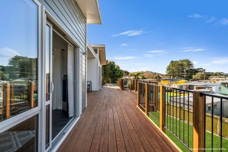 Photo of property in 18 Mariner Cove Road, Tinopai, Matakohe, 0593