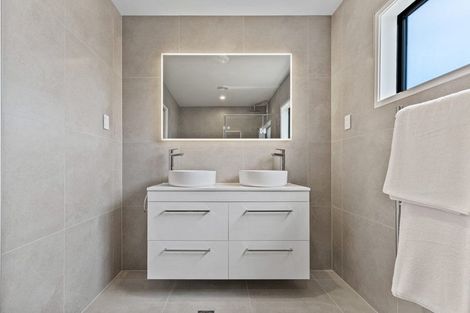 Photo of property in 39 Bristol Freighter Road, Hobsonville, Auckland, 0616