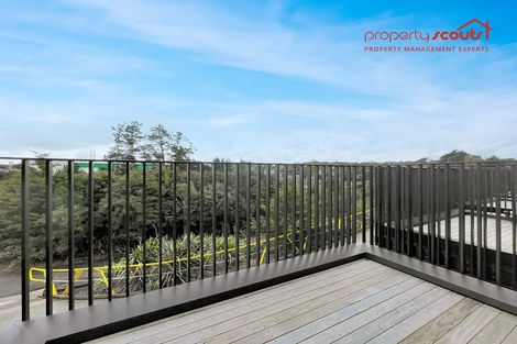 Photo of property in 9/28 Westgate Drive, Westgate, Auckland, 0614