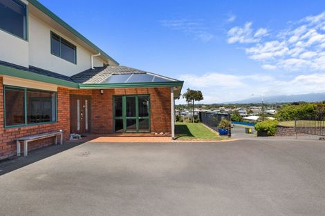 Photo of property in 9 Sandel Rise, Merrilands, New Plymouth, 4312
