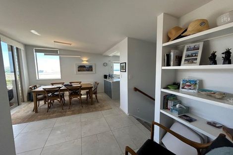 Photo of property in 24a Sunbrae Grove, Mount Maunganui, 3116