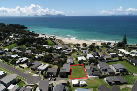 Photo of property in 33 Taranga Road, Langs Beach, Waipu, 0582