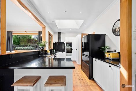 Photo of property in 19 Onehuka Road, Tirohanga, Lower Hutt, 5010