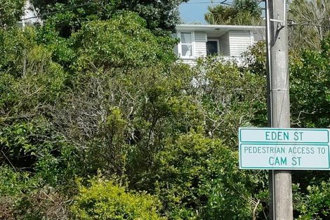 Photo of property in 8b Cam Street, Island Bay, Wellington, 6023