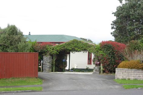 Photo of property in 19 Virginia Place, Whalers Gate, New Plymouth, 4310