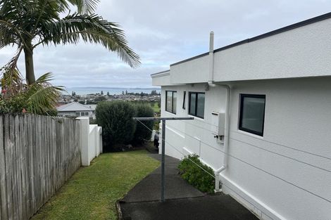 Photo of property in 106 West Hoe Heights, Orewa, 0931