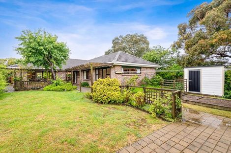 Photo of property in 33 Chilton Drive, Paraparaumu, 5032