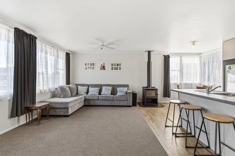 Photo of property in 1 Jordan Place, Tirau, 3410