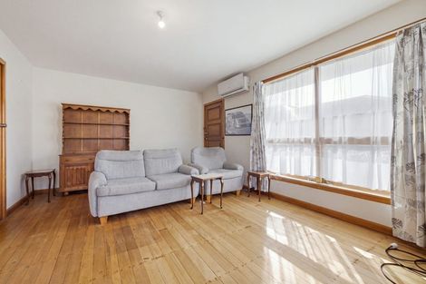Photo of property in 2/102 Wainoni Road, Avondale, Christchurch, 8061