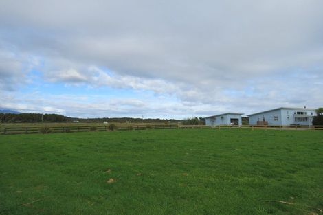 Photo of property in 31 Elley Drive, Carters Beach, Westport, 7825