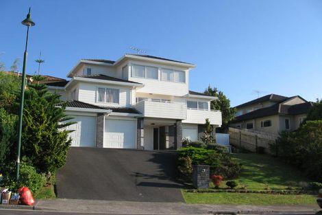 Photo of property in 28 Mulgan Way, Browns Bay, Auckland, 0630