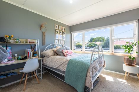 Photo of property in 25 Victoria Avenue, Dannevirke, 4930