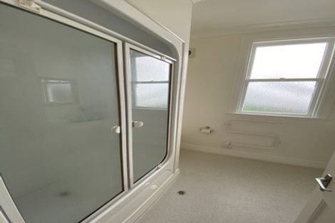 Photo of property in 9 Connaught Terrace, Brooklyn, Wellington, 6021