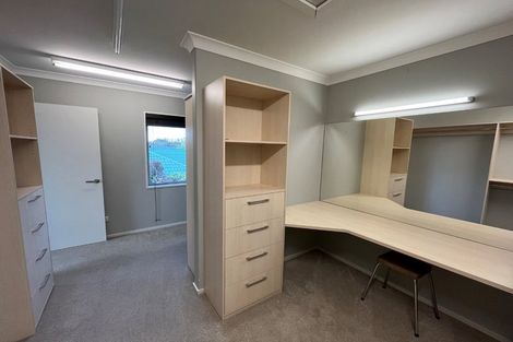 Photo of property in 17 Saddleback Green, Halswell, Christchurch, 8025