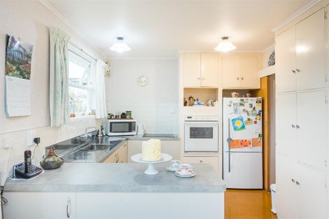 Photo of property in 6 Dalrymple Place, Marton, 4710