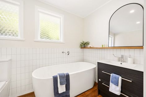 Photo of property in 37 Cheshire Street, Wilton, Wellington, 6012