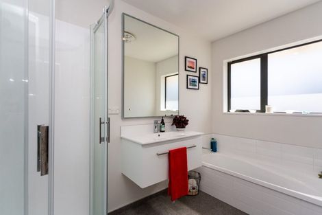 Photo of property in 9 Evenwood Place, Waimairi Beach, Christchurch, 8083