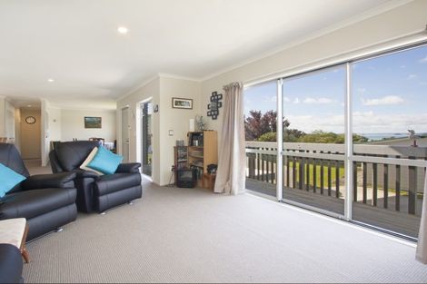 Photo of property in 12 Koutunui Road, Athenree, Katikati, 3177