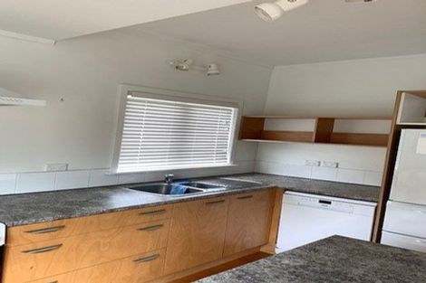 Photo of property in 24 Queens Road, Waikanae Beach, Waikanae, 5036