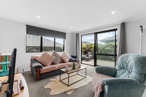 Photo of property in 8 Wai Huri Place, Omokoroa, 3114