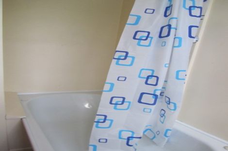 Photo of property in 1/15 Mangaroa Hill Road, Maoribank, Upper Hutt, 5018