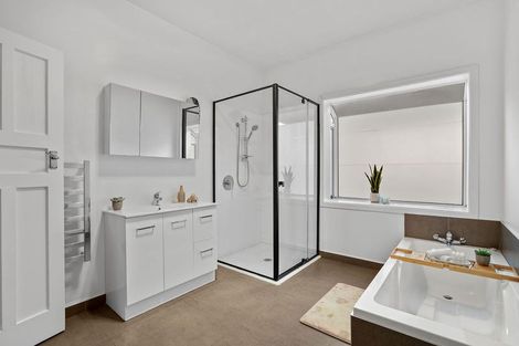 Photo of property in 115 Kerrs Road, Avonside, Christchurch, 8061