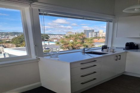 Photo of property in 35a Grant Road, Thorndon, Wellington, 6011