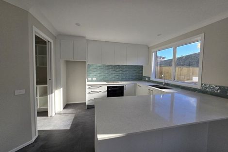 Photo of property in 6a Te Arapito Close, Aotea, Porirua, 5024