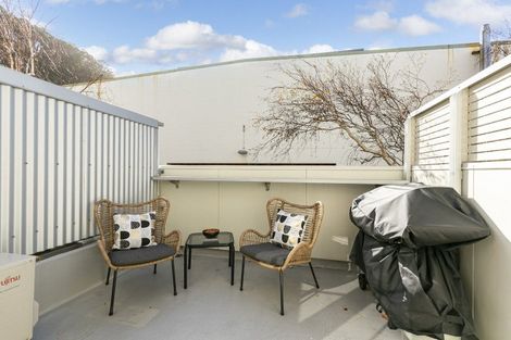 Photo of property in 37 Little George Street, Thorndon, Wellington, 6011