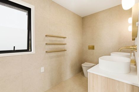 Photo of property in 5 Highgrove, Saint Clair, Dunedin, 9012