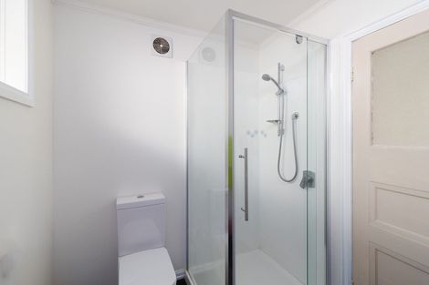 Photo of property in 12 Richmond Avenue, Nelson South, Nelson, 7010