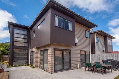 Photo of property in 23a Gifford Grove, Churton Park, Wellington, 6037