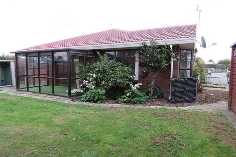 Photo of property in 2/246 Avonhead Road, Avonhead, Christchurch, 8042