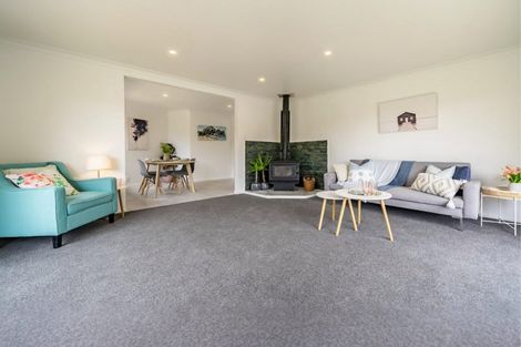 Photo of property in 5 Harlow Grove, Wainuiomata, Lower Hutt, 5014