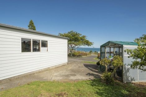 Photo of property in 57 Town Point Road, Maketu, Te Puke, 3189