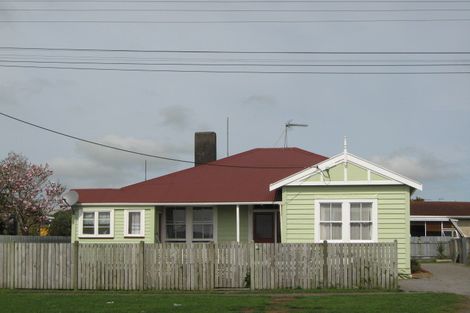 Photo of property in 15b High Street West, Waitara, 4320