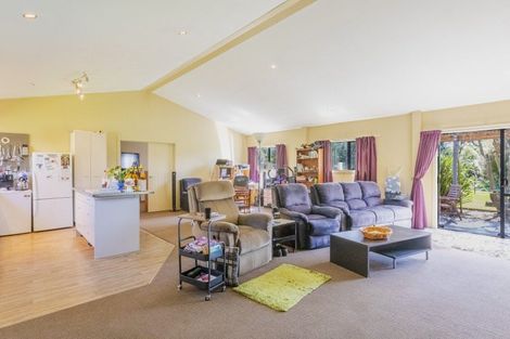 Photo of property in 37 Buckland Street, Tikokino, Waipawa, 4273