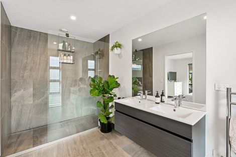 Photo of property in 23 Josh Road, Huapai, Kumeu, 0810