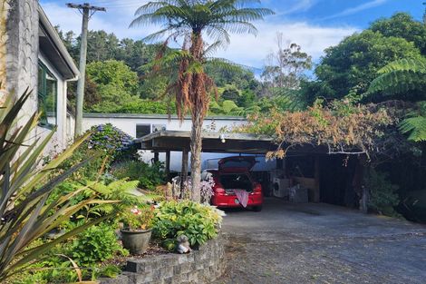 Photo of property in 30 Crest Road, Akatarawa, Upper Hutt, 5372