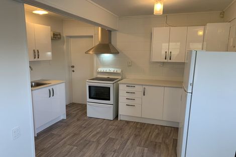 Photo of property in 2/108 Portage Road, New Lynn, Auckland, 0600