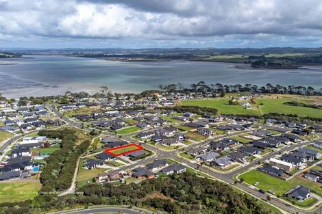 Photo of property in 18 Dame Nganeko Drive, Glenbrook, 2681