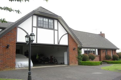 Photo of property in 280 Queen Street, Pukekohe, 2120