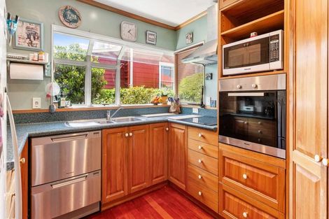 Photo of property in 17 Ottawa Road, Ngaio, Wellington, 6035