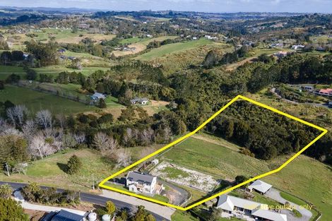 Photo of property in 56 Whites Road, Whitford, 2571